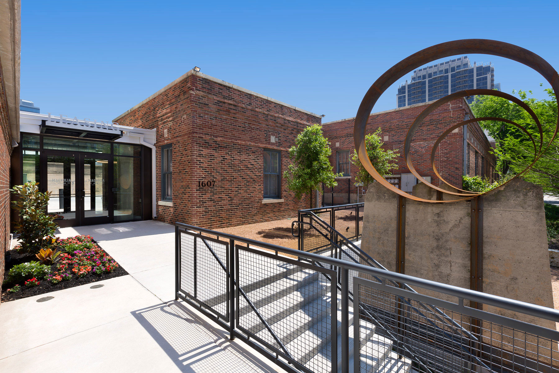 Amenities and Community at Magnolia Station